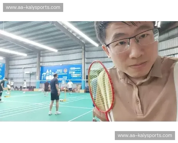 羽毛球回放:让每一次挥拍都被练成传说 羽毛球回放:让每一次挥拍都被练成传说